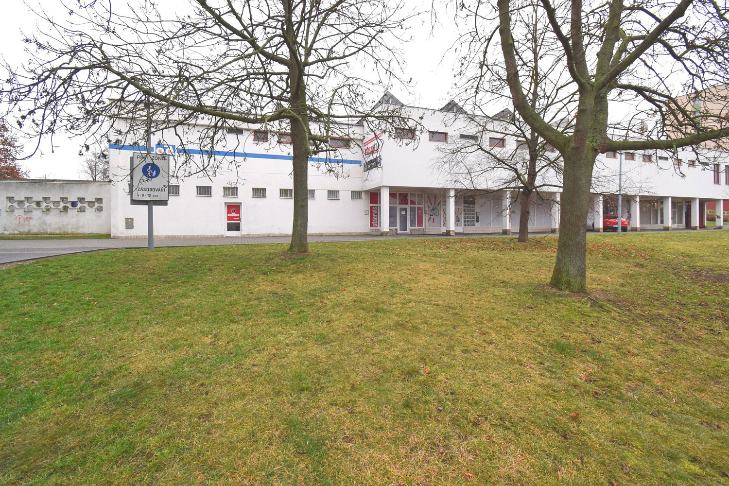 Pronájem skladovacích prostor 300 m² — photo 2