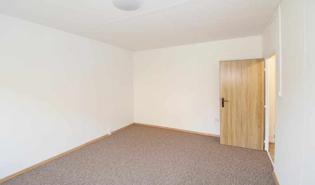 Pronájem bytu 1+1 27 m², Most – náhled fotky 3