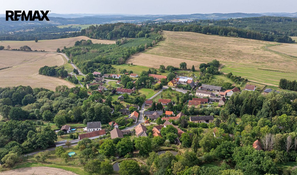 Prodej domu 202 m² s pozemkem 551 m², Struhařov – náhled fotky 32