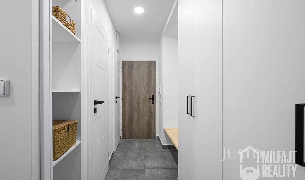 Pronájem bytu 3+1 65 m², Liberec – náhled fotky 13