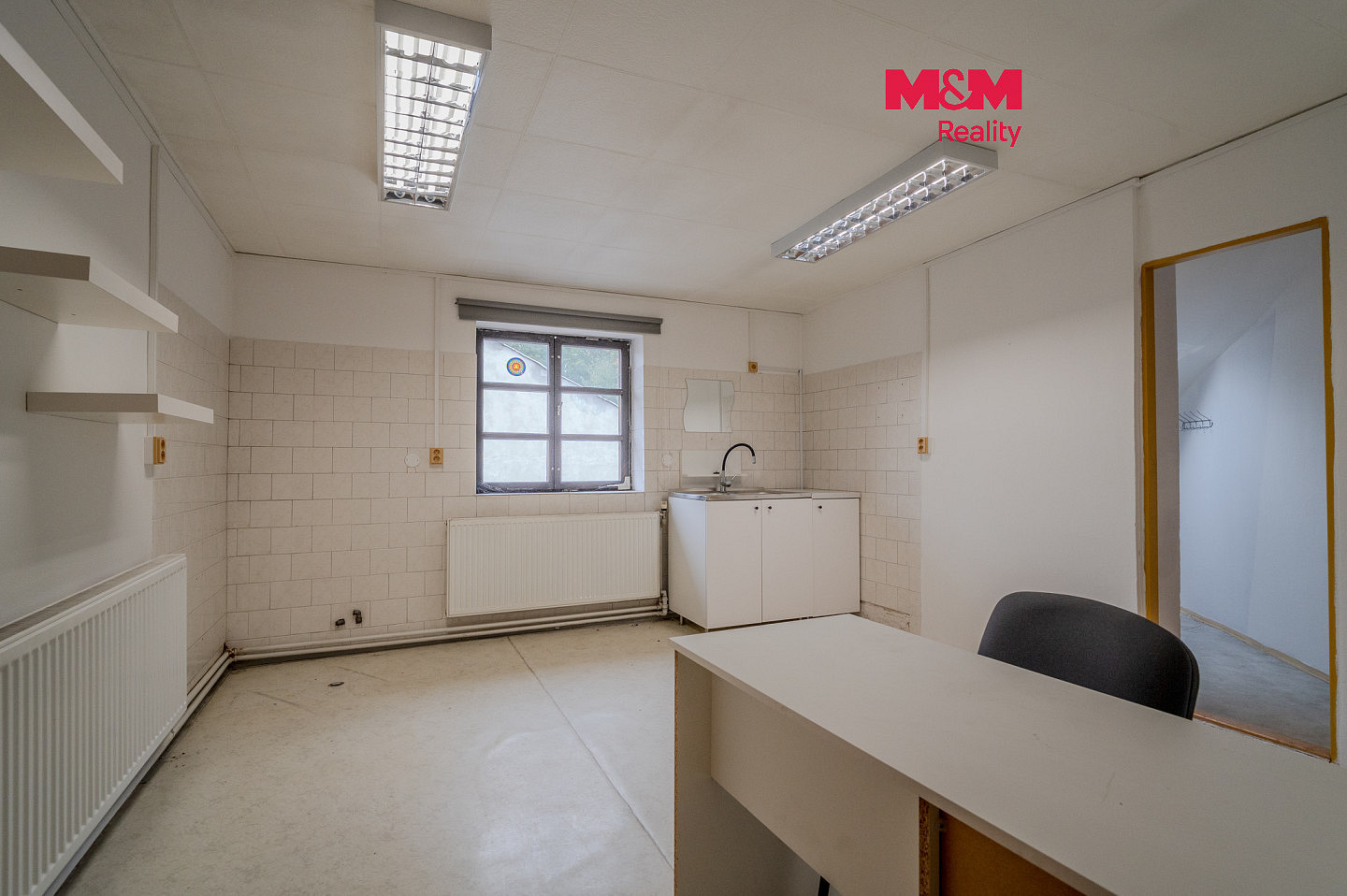 Pronájem obchodních prostor 21 m²