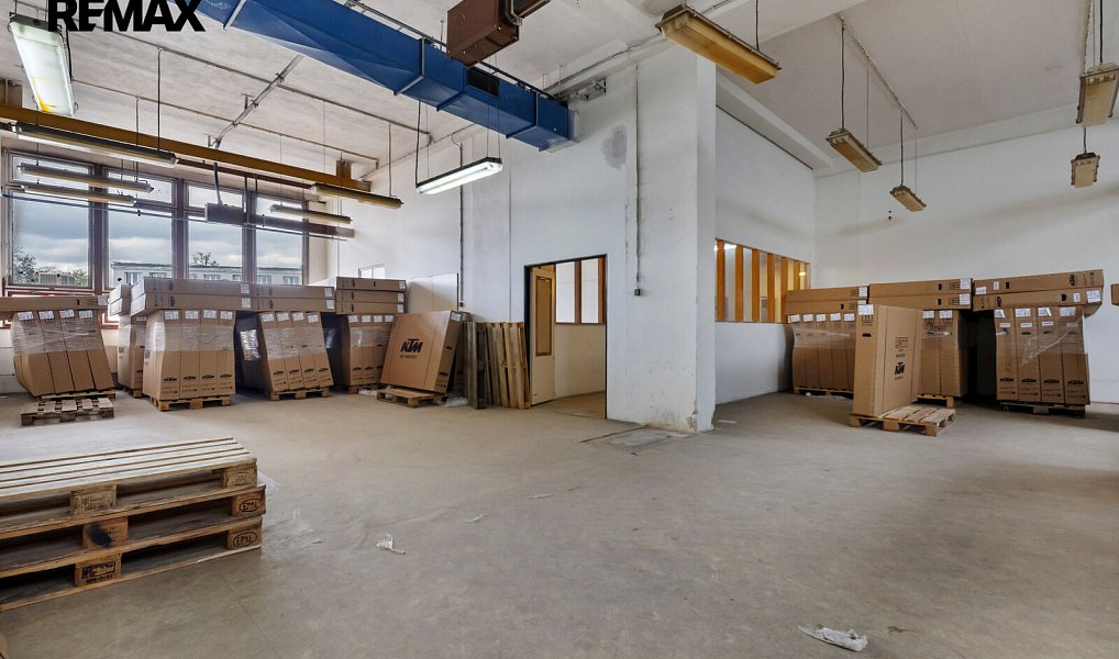 Pronájem skladovacích prostor 3 200 m², Šumperk – náhled fotky 9
