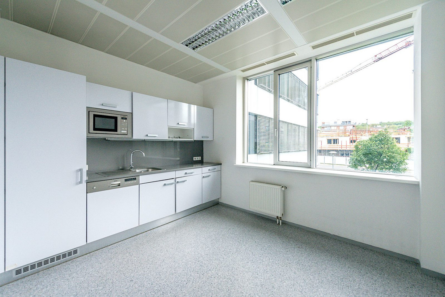 Pronájem kanceláře 364 m² – fotografie 5