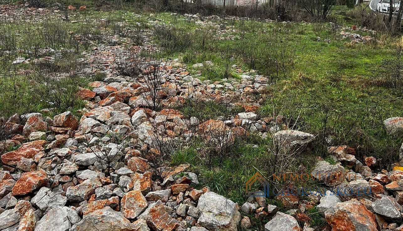 Prodej stavebního pozemku 829 m² - Widok 2