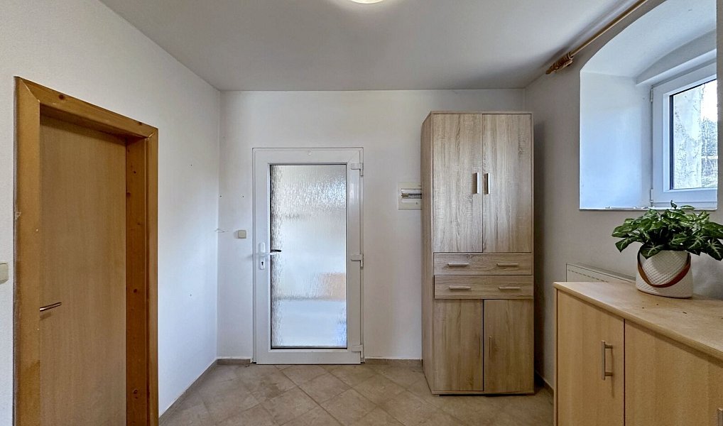 Prodej domu 266 m² s pozemkem 678 m², Holubov – náhled fotky 14