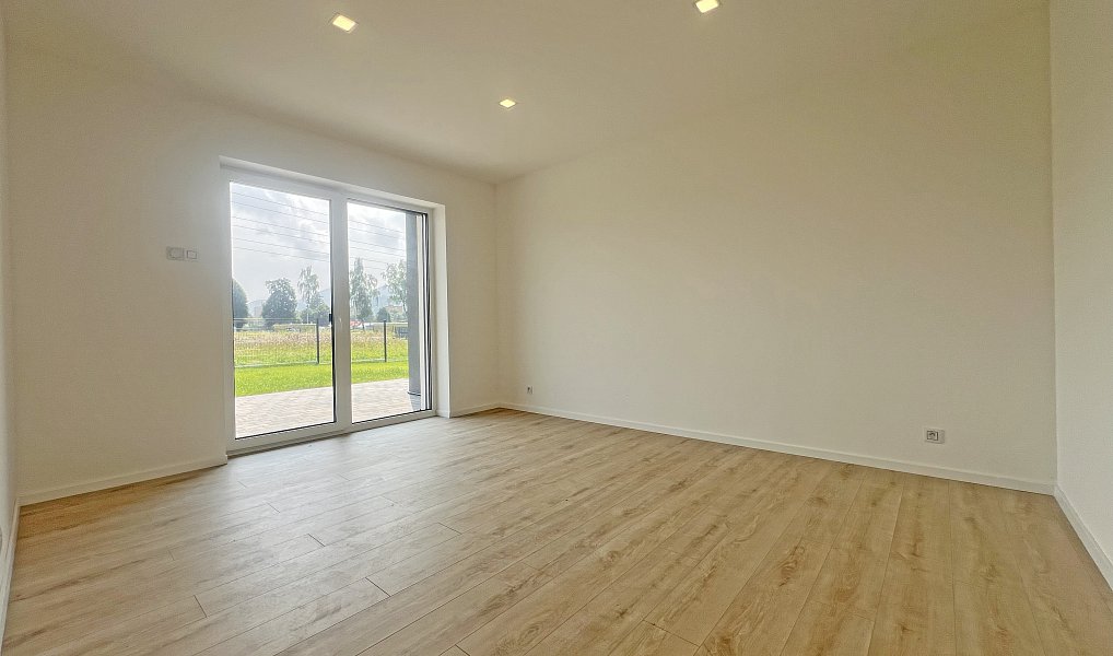 Pronájem domu 83 m², Tichá – náhled fotky 12