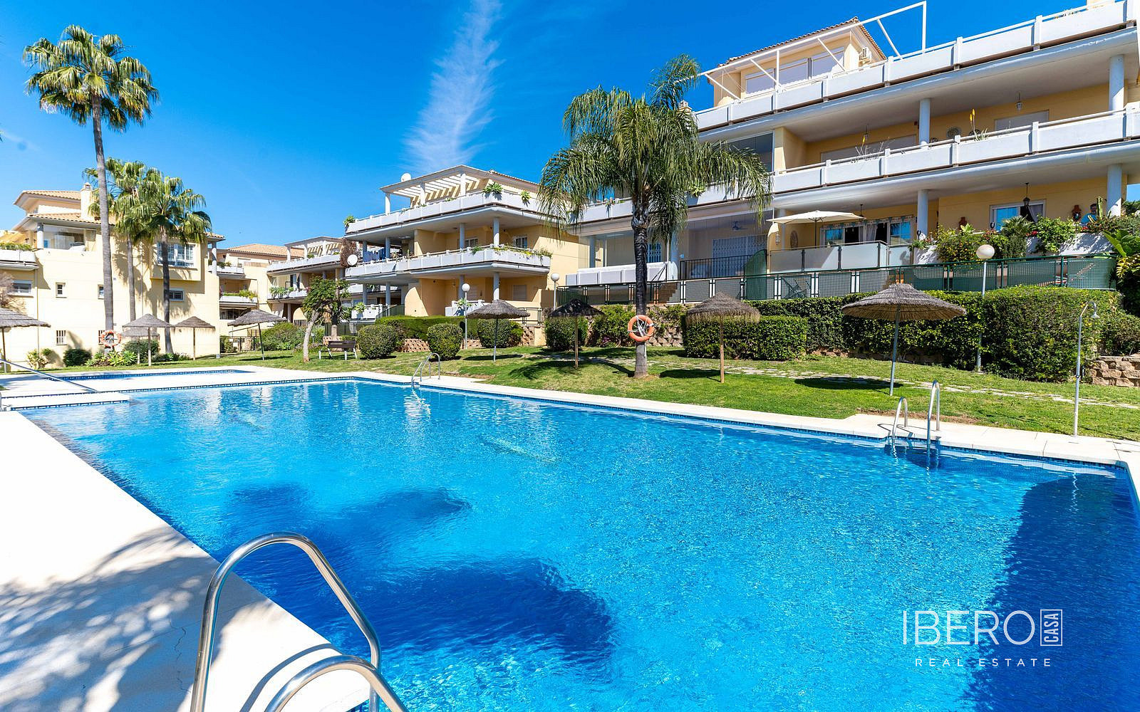 Piso 3+kk – Marbella, Urbanización Marbesa - Vista 3