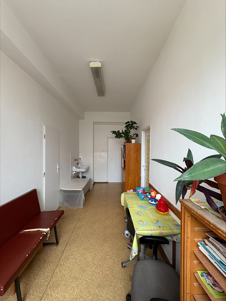 Pronájem komerčního objektu (jiného typu) 76 m² — photo 4