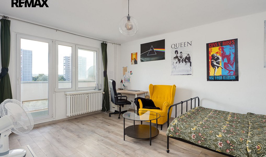 Prodej bytu 1+kk 37 m², Hradec Králové – náhled fotky 2