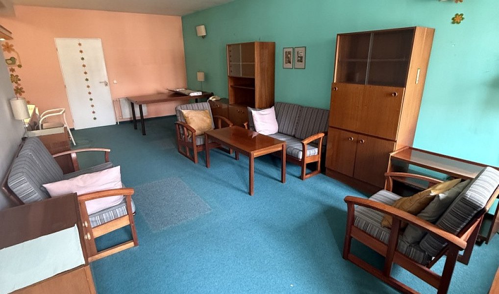 Prodej domu 916 m² s pozemkem 331 m², Broumov – náhled fotky 2