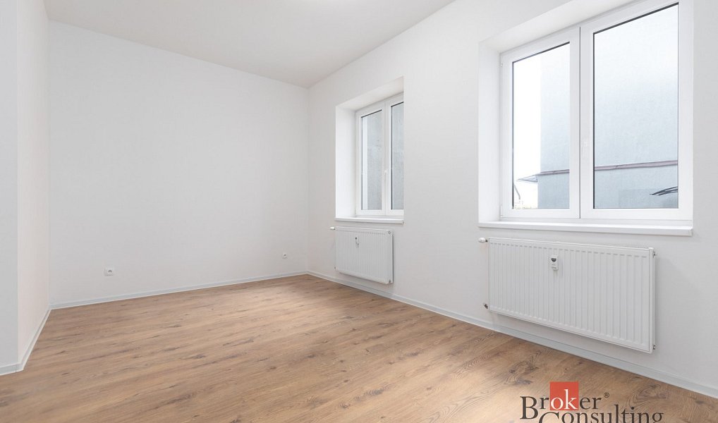 Prodej bytu 1+kk 33 m², Ostrava – náhled fotky 13