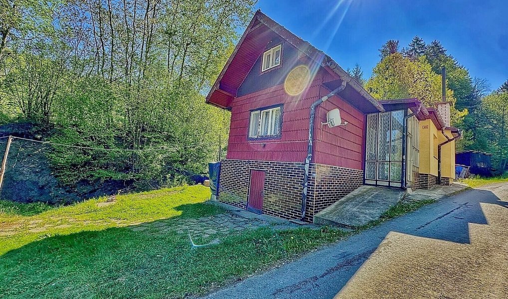 Prodej domu 94 m² s pozemkem 3 851 m², Huslenky – náhled fotky 2