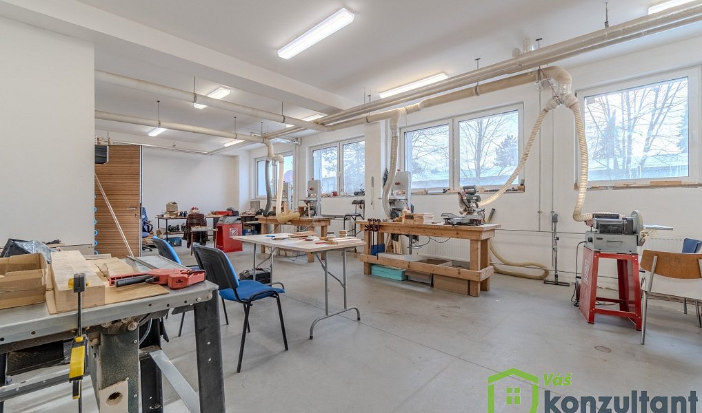 Pronájem výrobních prostor 160 m², Ostrava – fotka 1 z 30
