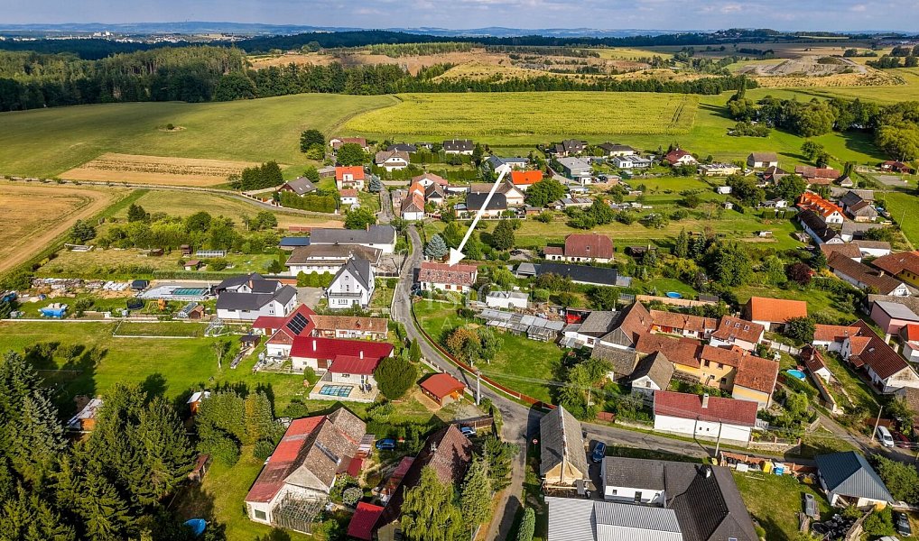 Prodej domu 200 m² s pozemkem 882 m², Dražičky – náhled fotky 37