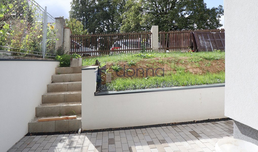 Pronájem bytu 2+kk 45 m², Praha – náhled fotky 3
