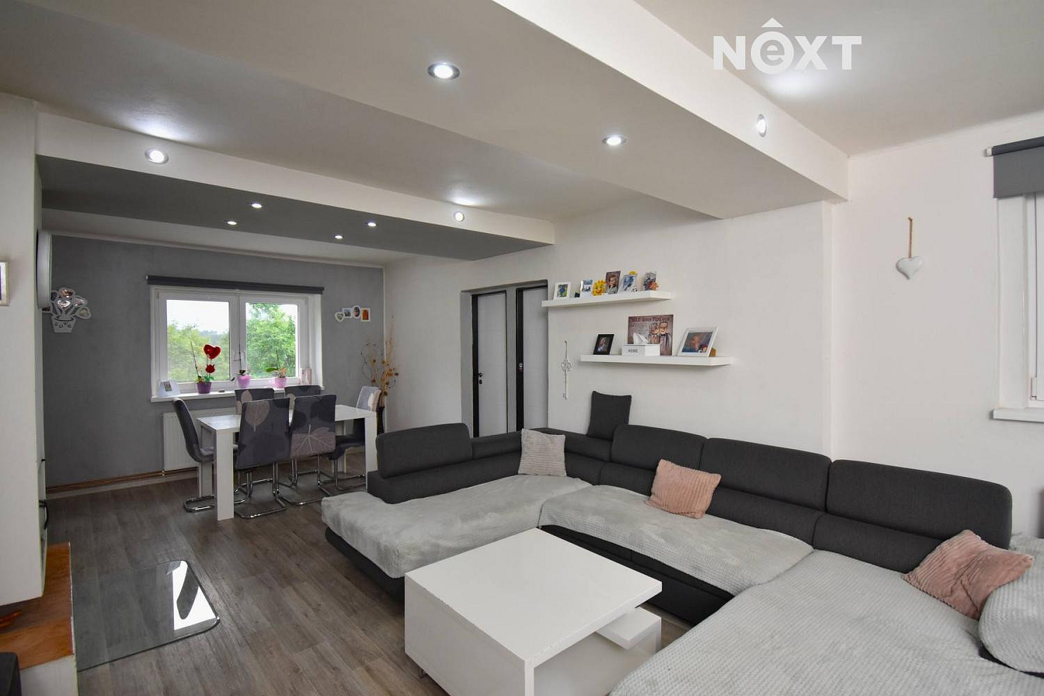 Prodej domu 185 m² s pozemkem 598 m² — photo 2