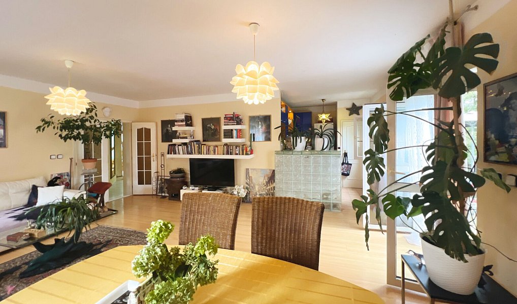 Prodej domu 200 m² s pozemkem 545 m², Měšice – náhled fotky 10