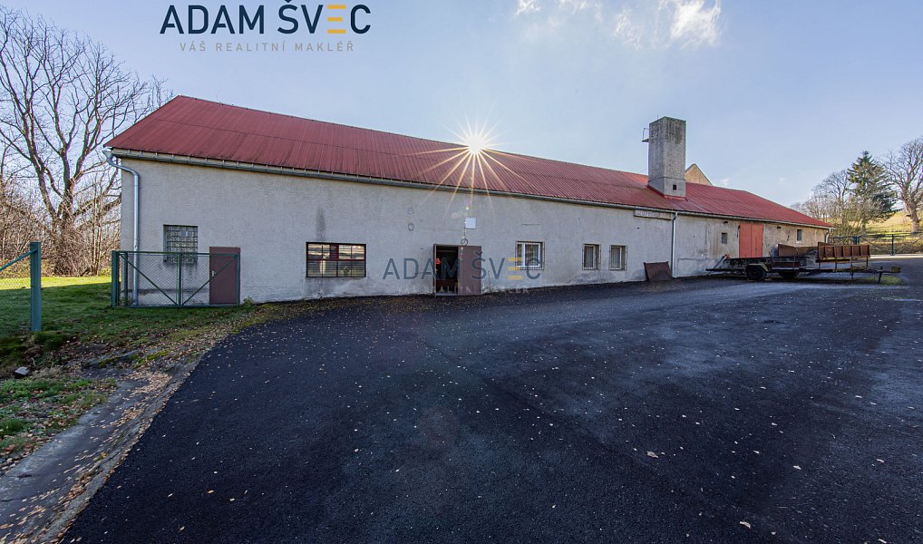 Prodej výrobních prostor 809 m², Moravský Beroun – náhled fotky 2