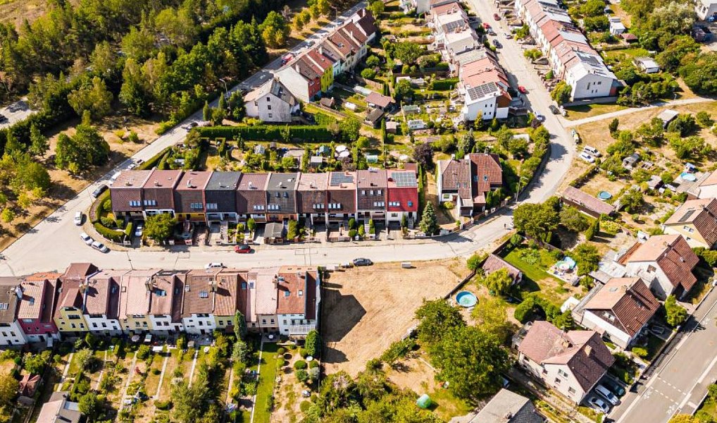 Prodej stavebního pozemku 739 m², Jindřichův Hradec – náhled fotky 9