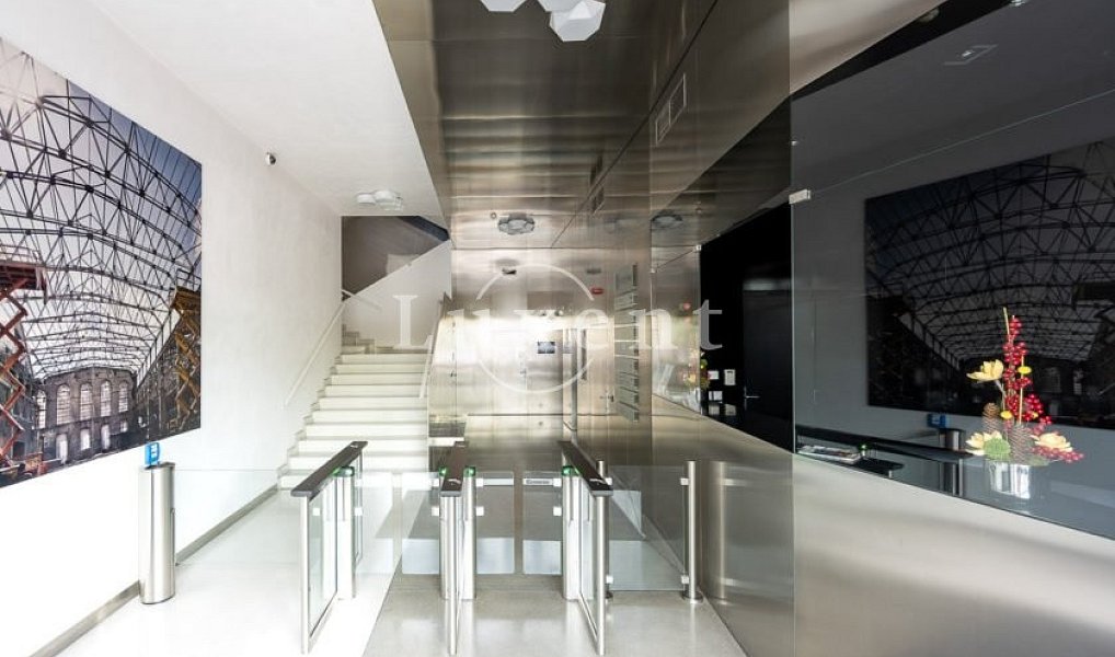 Pronájem kanceláře 460 m², Praha – náhled fotky 2