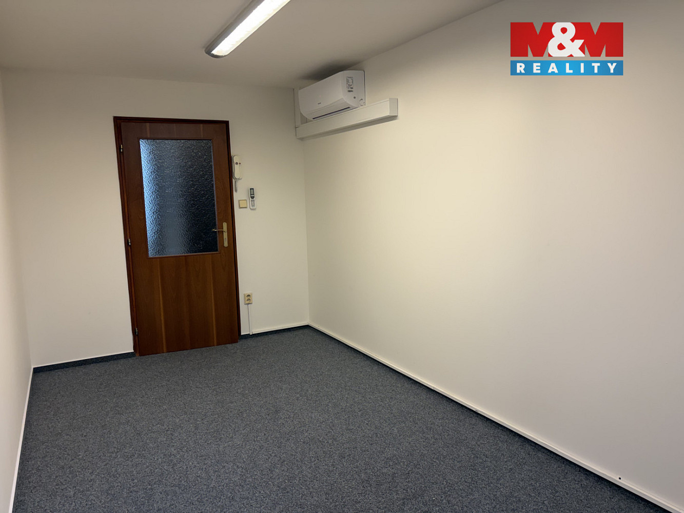 Pronájem kanceláře 14 m² — photo 3