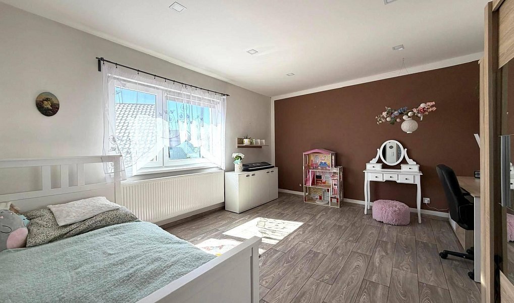 Prodej domu 230 m² s pozemkem 527 m², Jirkov – náhled fotky 18