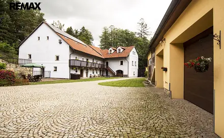 Prodej zemědělského objektu 550 m², Samota, Strmilov, okres Jindřichův Hradec