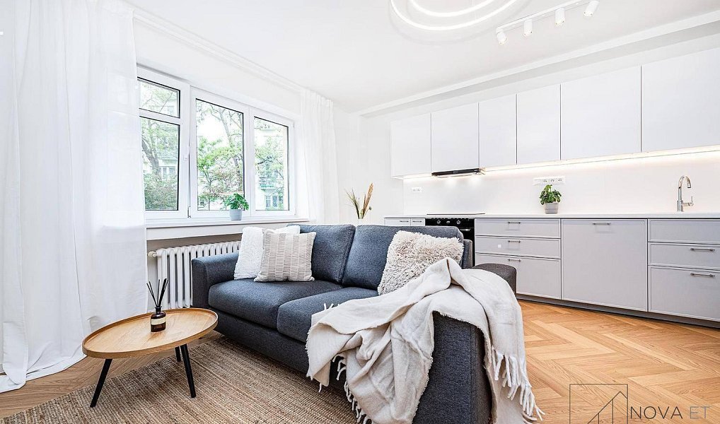 Pronájem bytu 3+kk 57 m², Praha – náhled fotky 2
