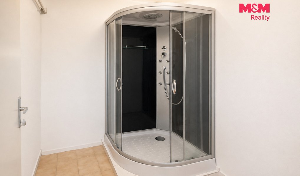 Pronájem obchodních prostor 145 m², Chomutov – náhled fotky 8