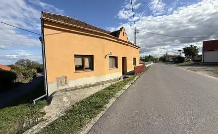 Prodej domu 240 m² s pozemkem 658 m², Znojmo - Konice