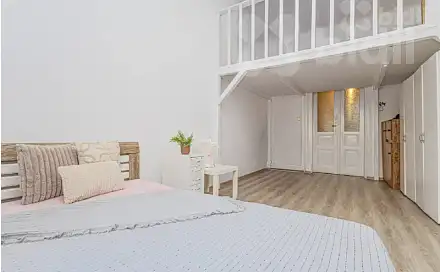 Pronájem bytu 1+1 40 m²