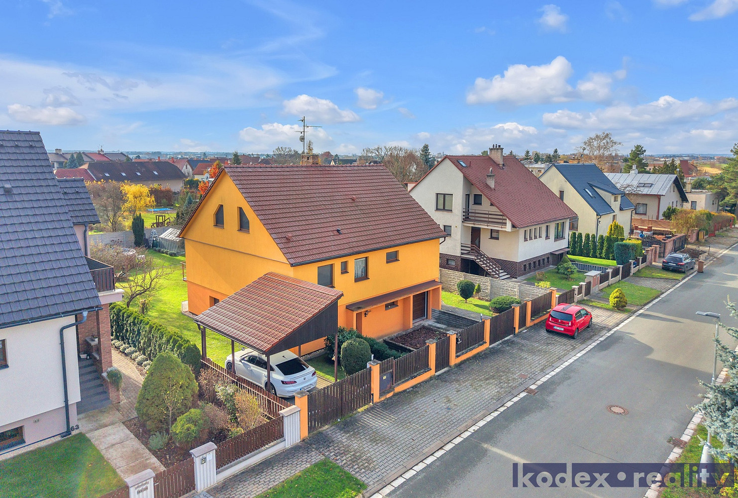Prodej domu 300 m² s pozemkem 816 m²