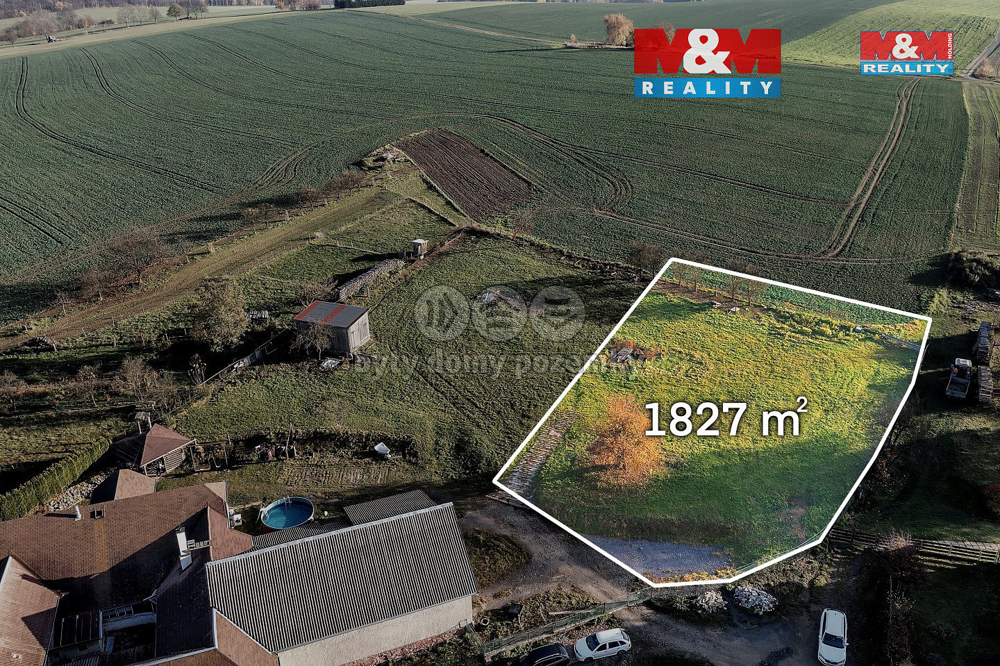 Prodej stavebního pozemku 1 827 m²