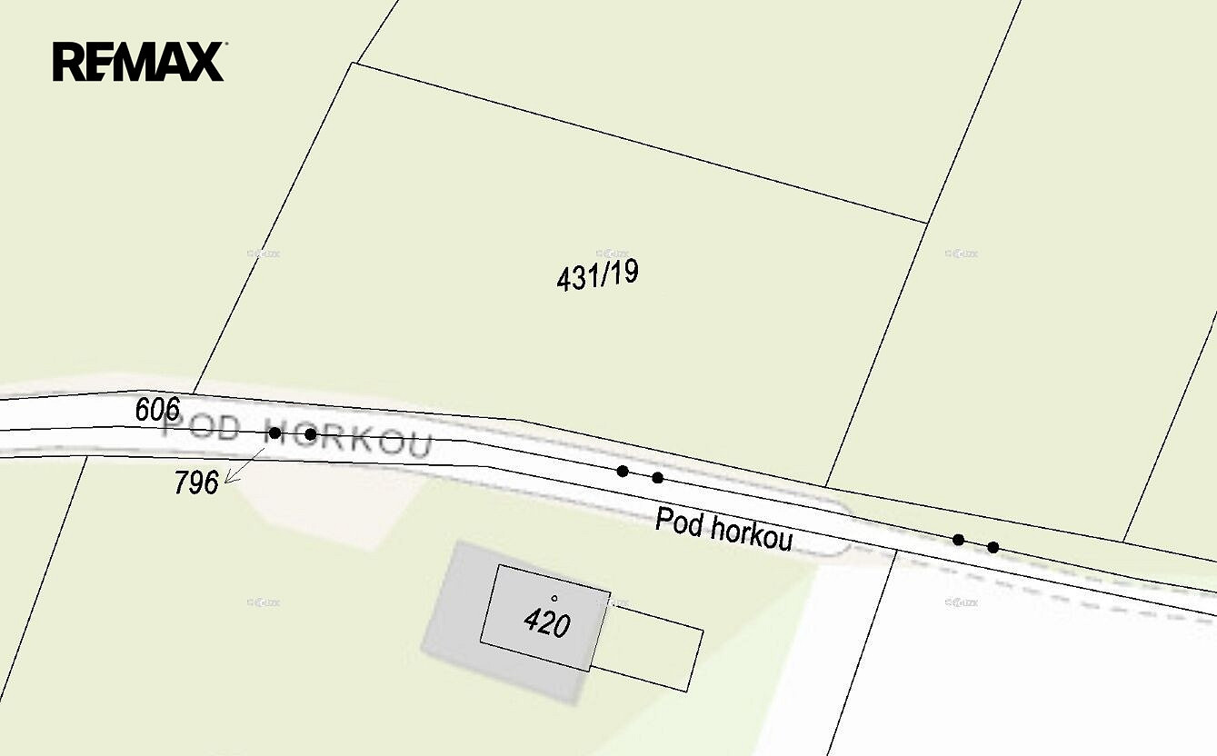 Prodej stavebního pozemku 934 m² – fotografie 4