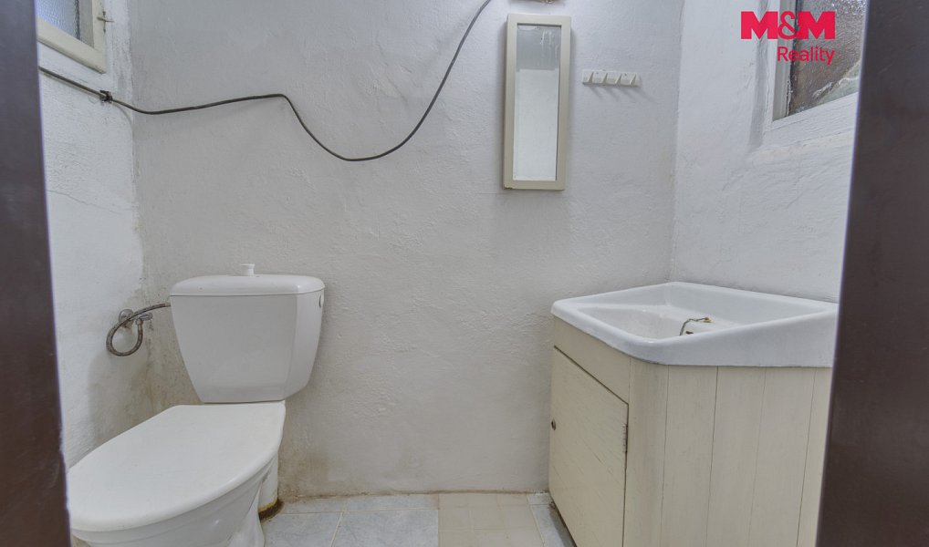 Prodej chaty/chalupy 70 m² s pozemkem 55 m², Čerňovice – náhled fotky 15