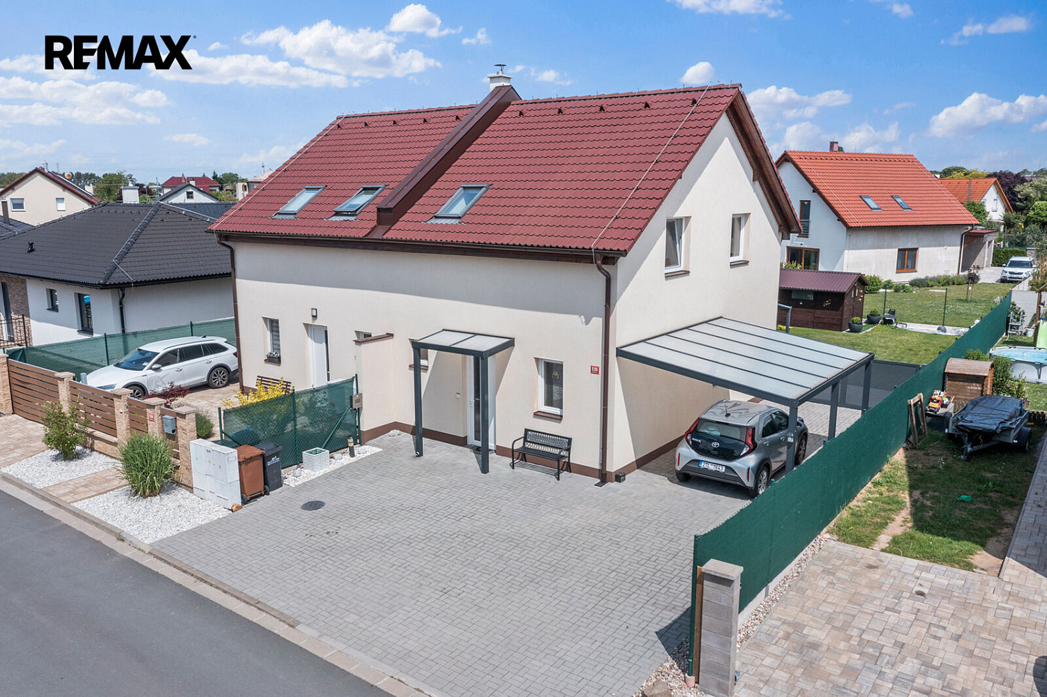 Prodej domu 80 m² s pozemkem 322 m² – fotografie 2