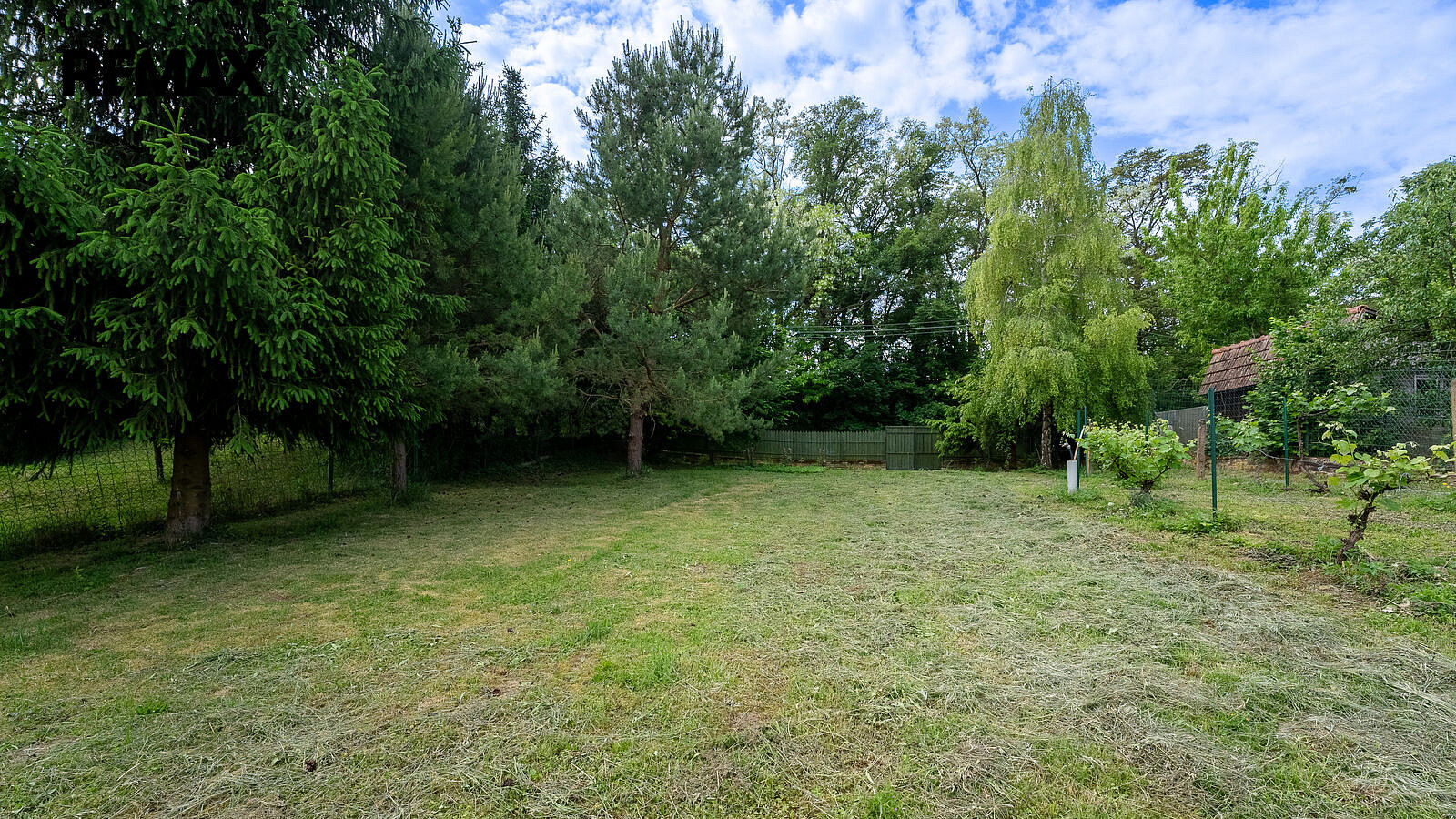Prodej stavebního pozemku 908 m² – fotografie 5