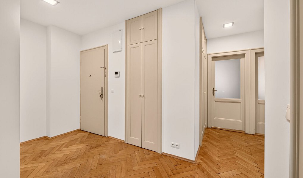 Prodej bytu 3+1 96 m², Praha – náhled fotky 15
