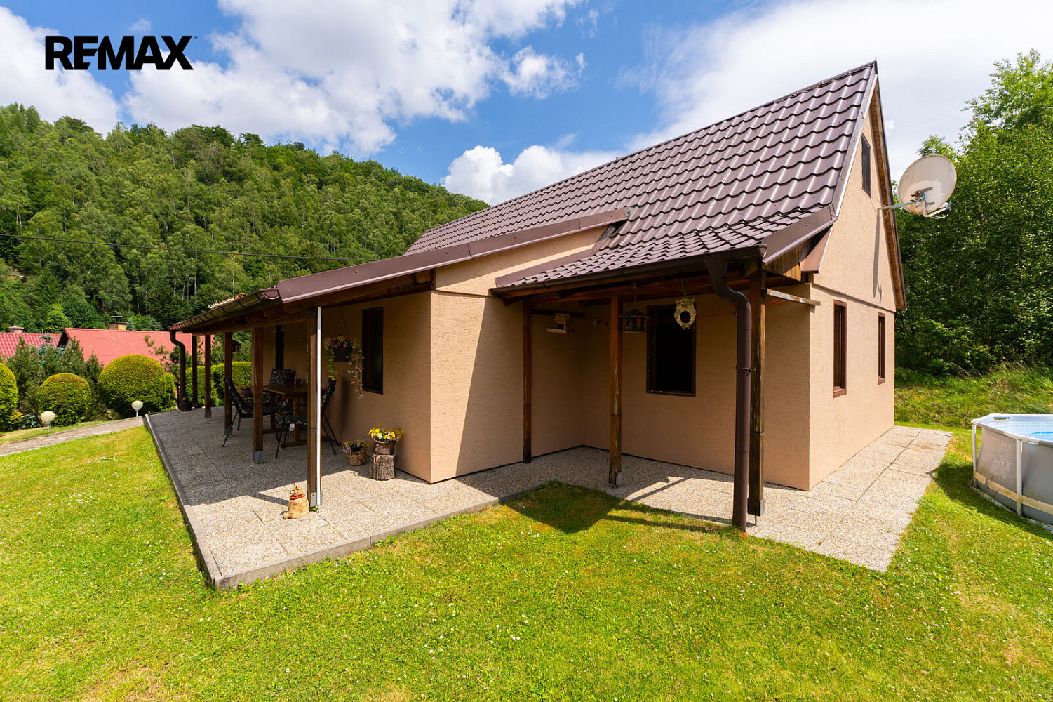 Prodej domu 136 m² s pozemkem 1 737 m²