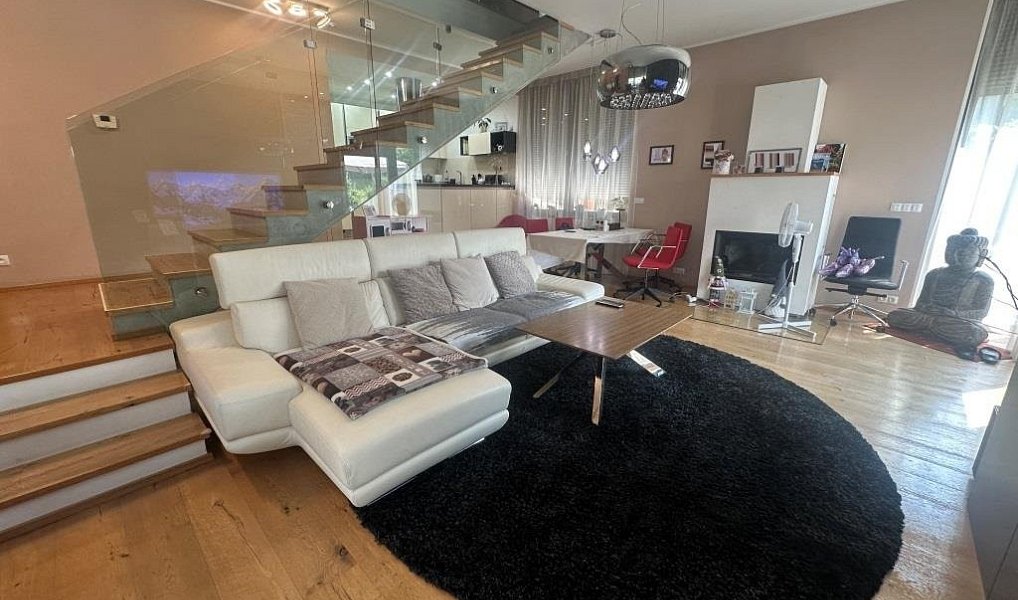 Prodej domu 216 m² s pozemkem 479 m², Praha – náhled fotky 5