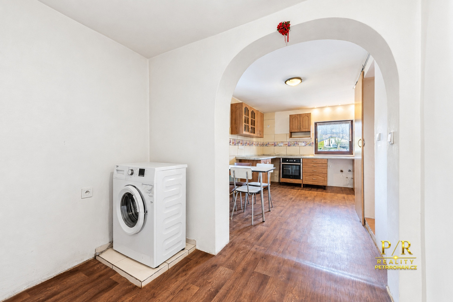 Prodej domu 250 m² s pozemkem 1 193 m² – fotografie 3
