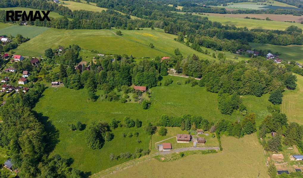 Prodej stavebního pozemku 23 273 m², Janovice – náhled fotky 12