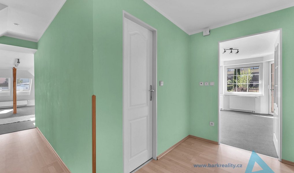 Prodej domu 180 m² s pozemkem 628 m², Nová Paka – náhled fotky 18