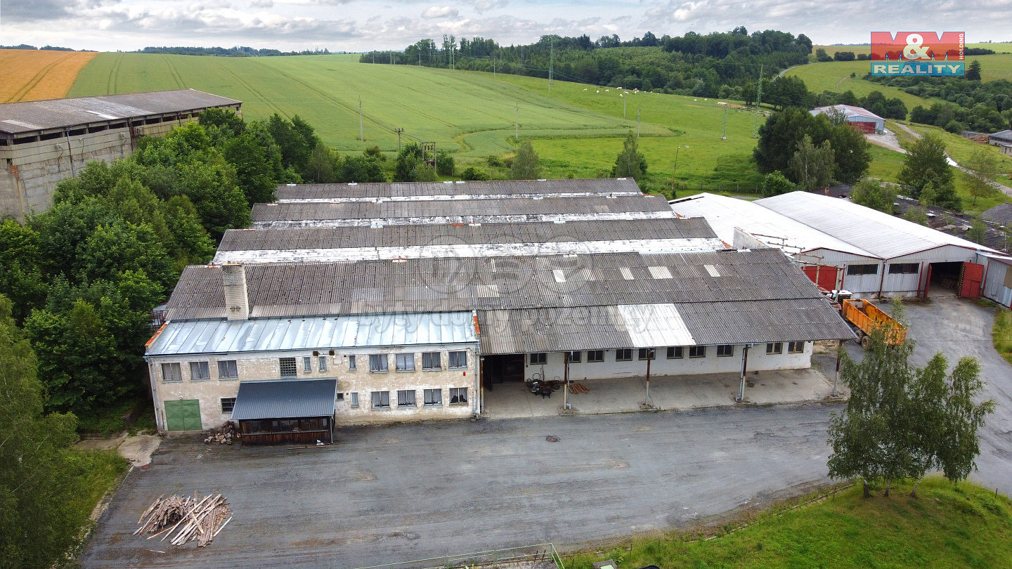 Prodej zemědělského objektu 1 200 m² — photo 2