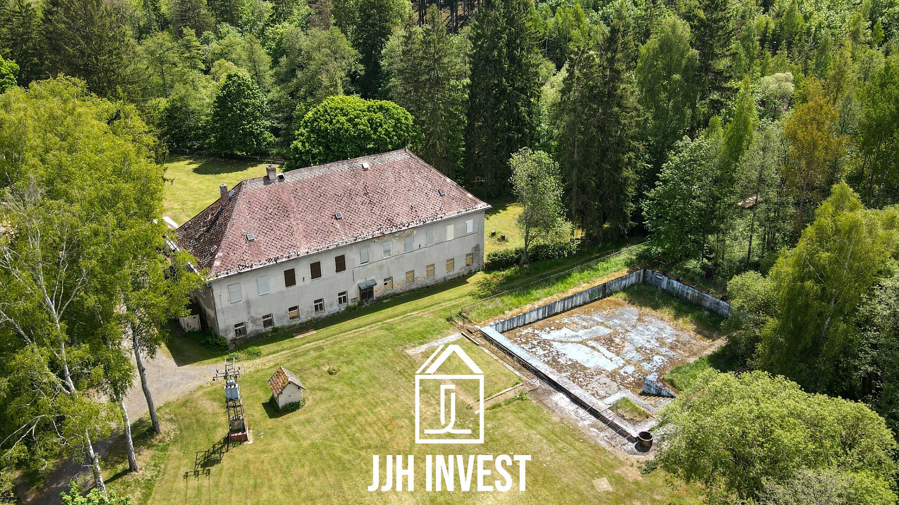 Prodej nájemního domu, činžáku 880 m²
