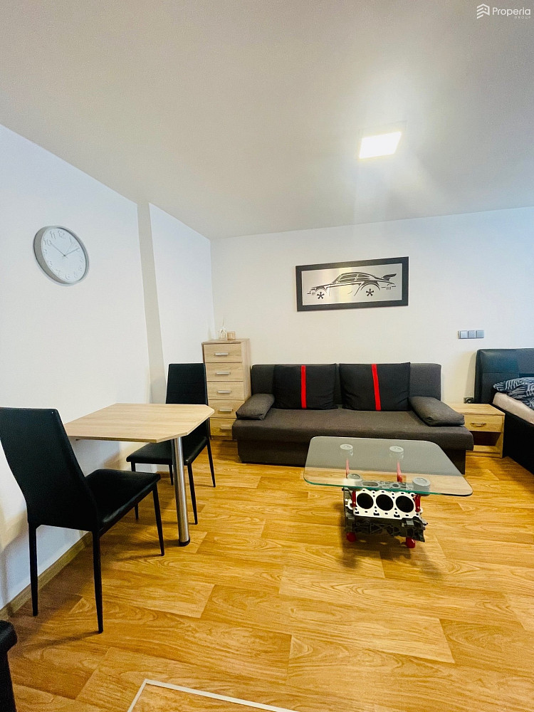 Pronájem bytu 1+kk 35 m² – fotografie 3