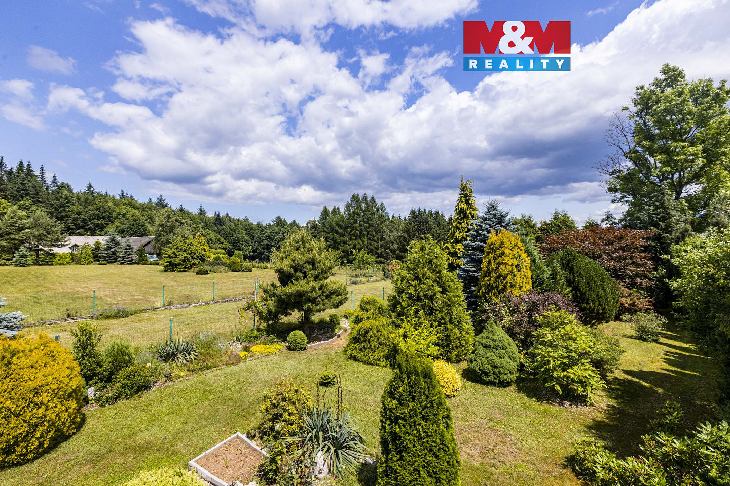 Prodej stavebního pozemku 5 000 m²