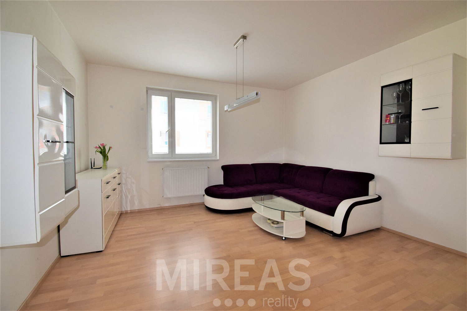 Pronájem bytu 2+kk 63 m² – fotografie 2