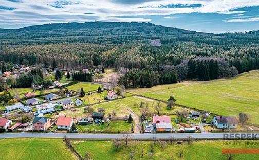 Prodej stavebního pozemku 1 553 m², Běštín, okres Beroun