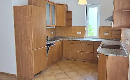 Pronájem bytu 2+1 80 m², Kašparova, Teplice